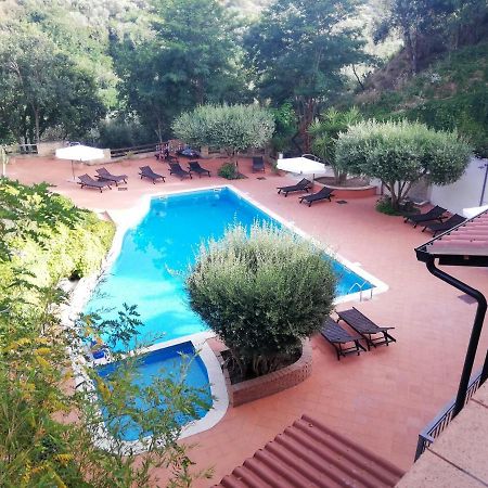Residenza Mediterranea ザンブローネ エクステリア 写真