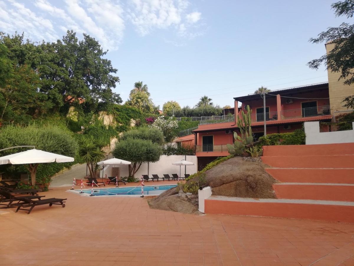 Residenza Mediterranea ザンブローネ エクステリア 写真