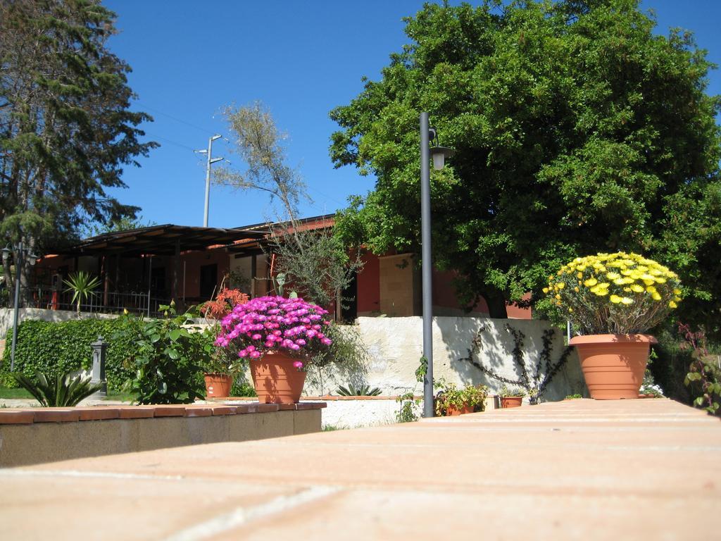 Residenza Mediterranea ザンブローネ エクステリア 写真