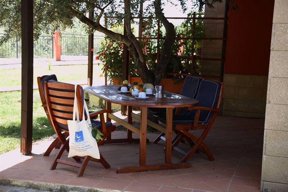 Residenza Mediterranea ザンブローネ エクステリア 写真