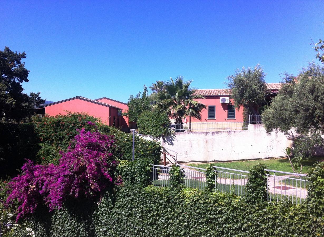 Residenza Mediterranea ザンブローネ エクステリア 写真