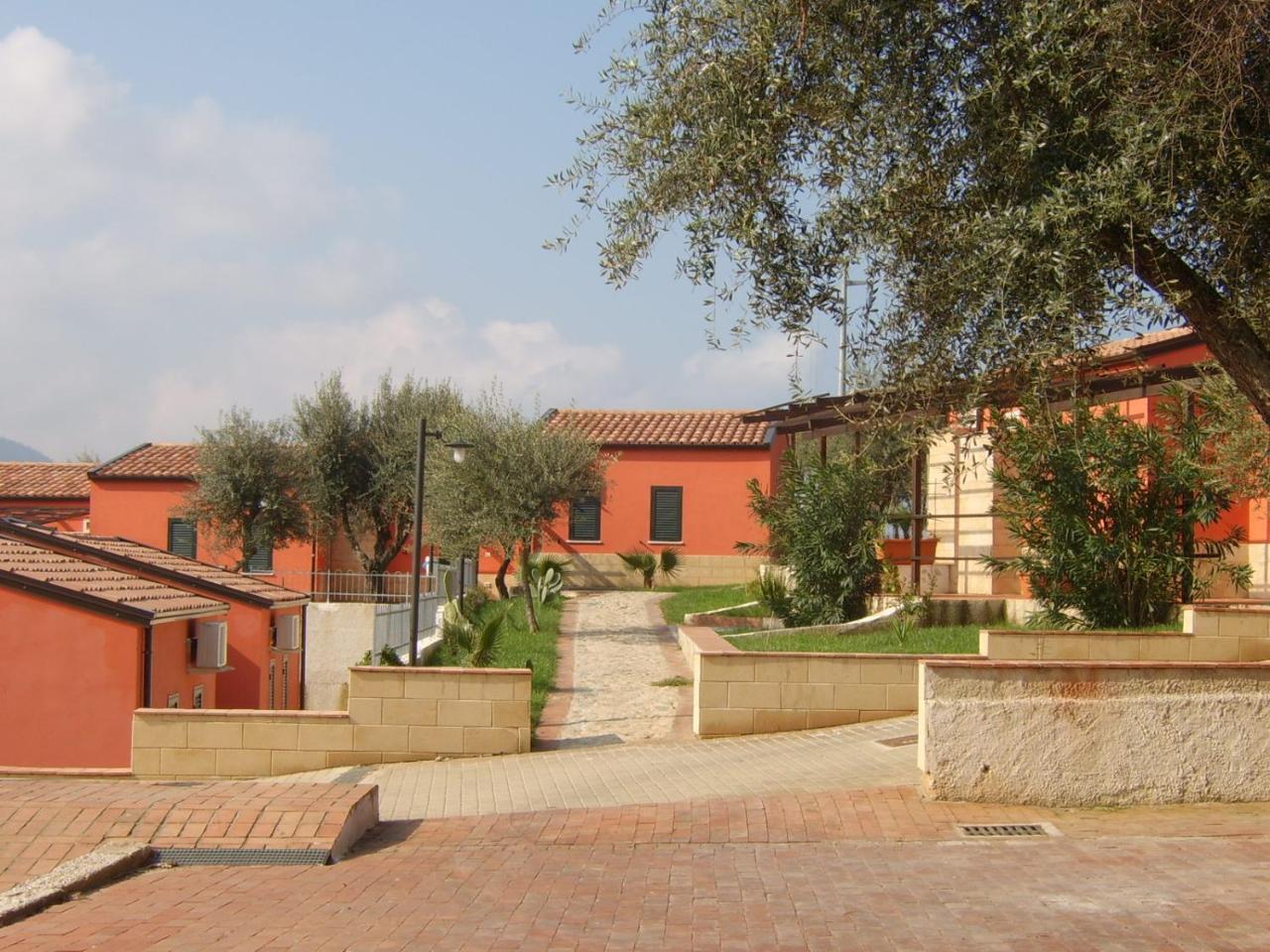 Residenza Mediterranea ザンブローネ エクステリア 写真
