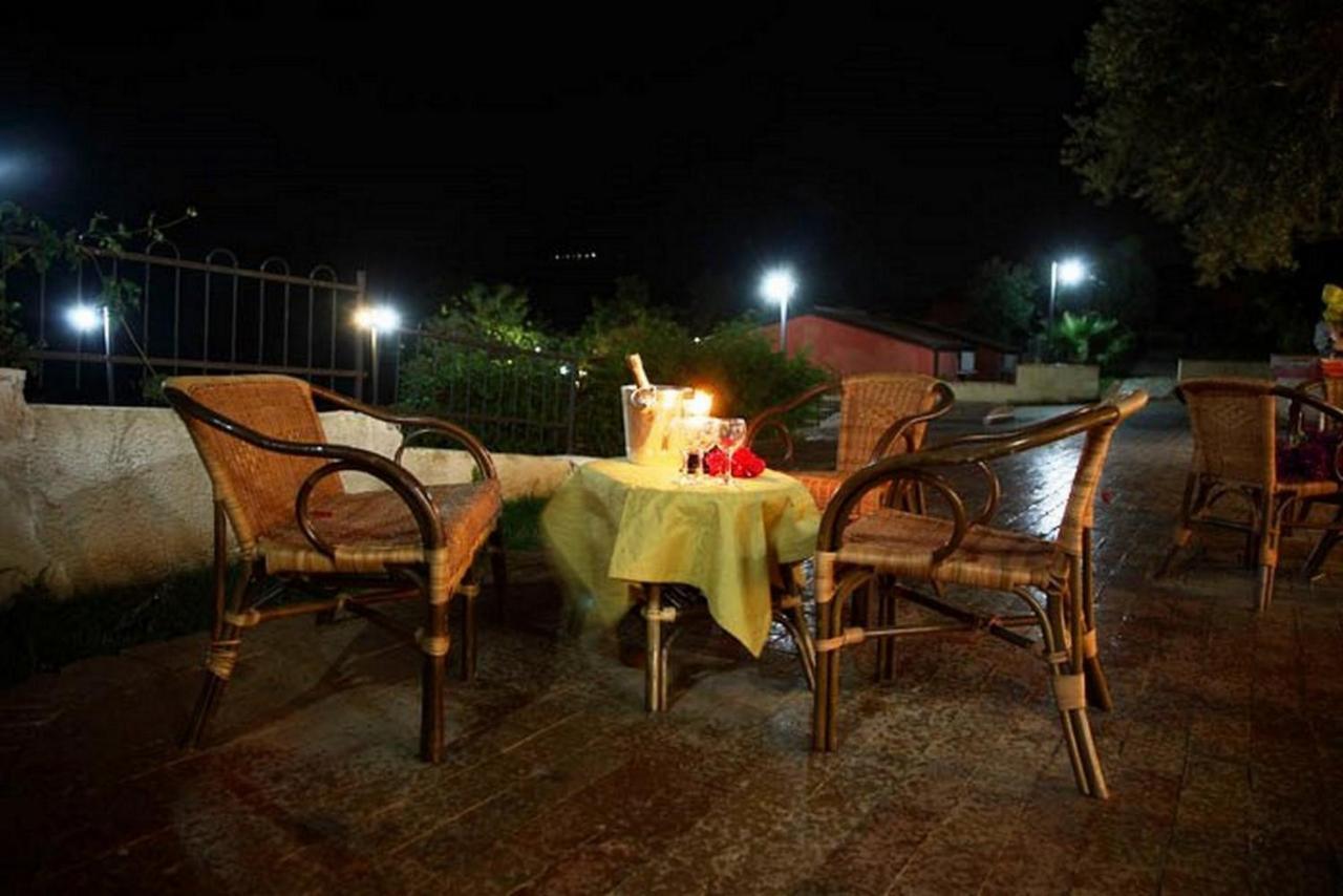 Residenza Mediterranea ザンブローネ エクステリア 写真